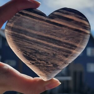 (A) NEW 3.25" x 3" MIDNIGHT LACE OBSIDIAN HEART